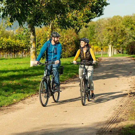 Am Hirschhorn - Wellness - - And Отель