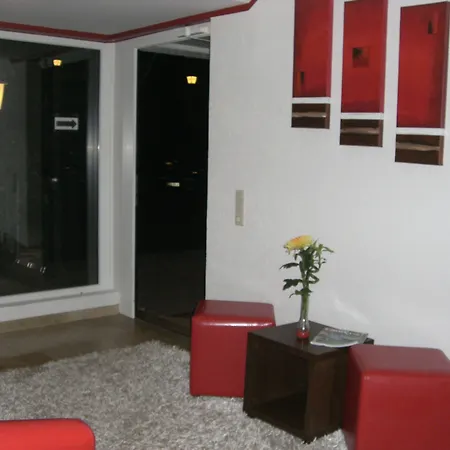 Am Hirschhorn 4*