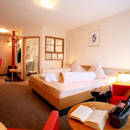 Am Hirschhorn - Wellness - - And 4* Wilgartswiesen