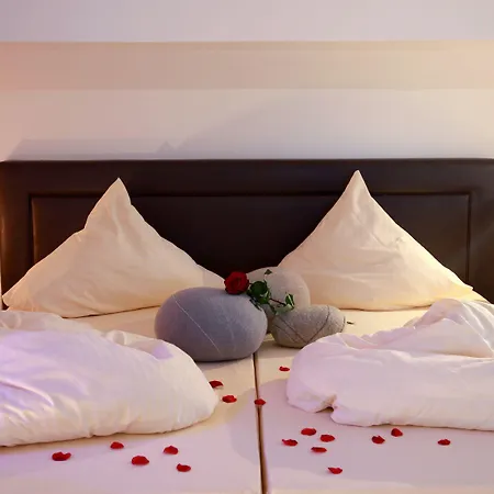 Am Hirschhorn - Wellness - - And Отель Wilgartswiesen