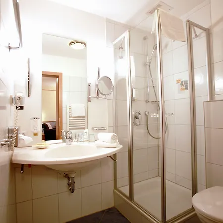 Am Hirschhorn - Wellness - - And Hotel