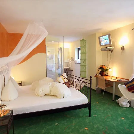 Hotel Am Hirschhorn - Wellness - - And 4*