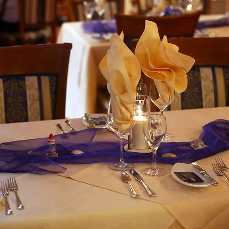 Am Hirschhorn - Wellness - - And Hotel Wilgartswiesen
