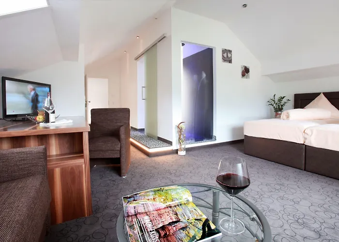 Am Hirschhorn - Wellness - - And 4* Wilgartswiesen